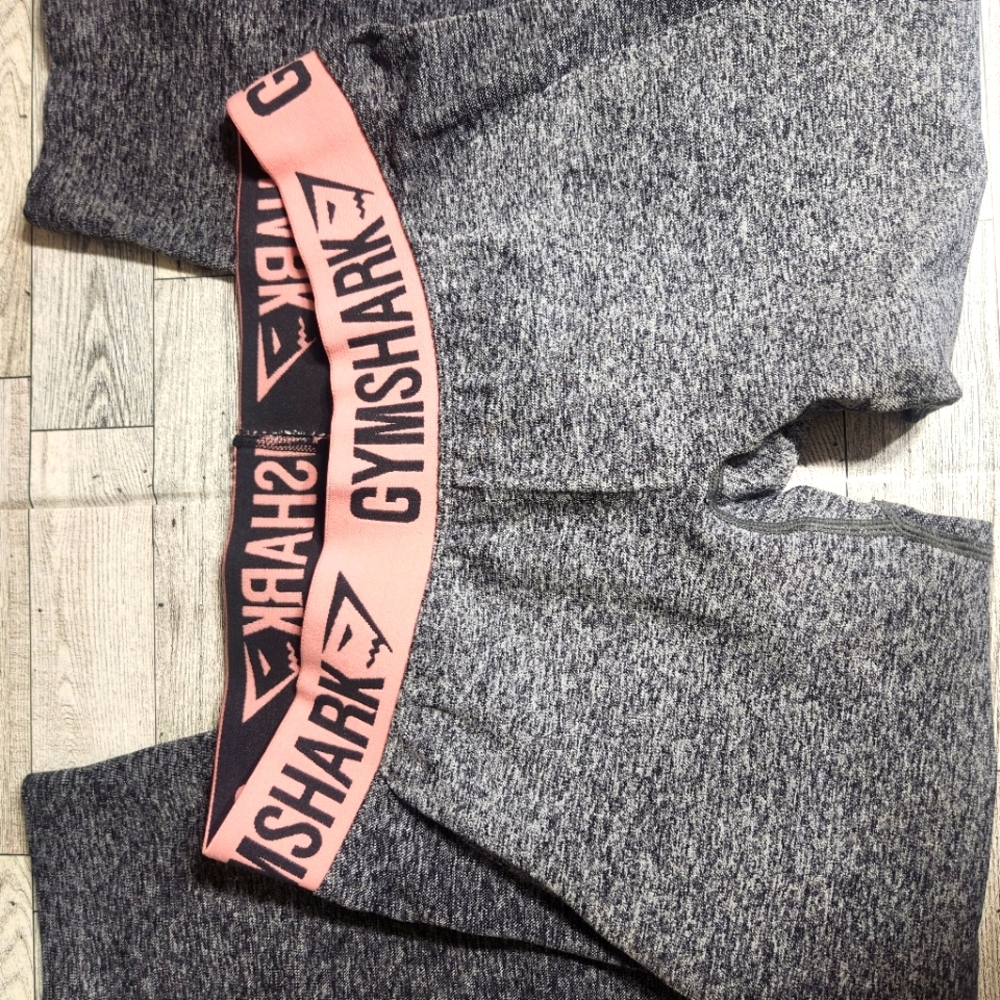 Gym shark Capri leggings